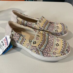 Bob’s by Sketchers sz 7 women’s slip on